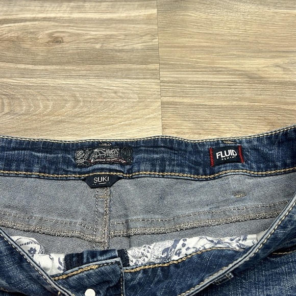 🏁 Silver jeans Suki mid denim short size 26 PLUS - Picture 5 of 8